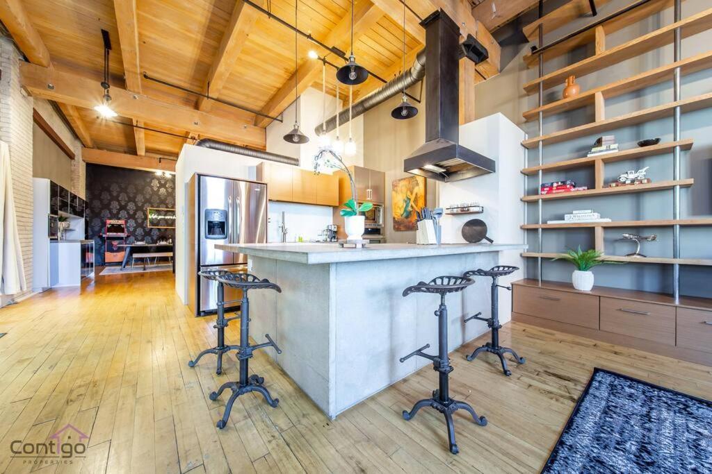 Historic Jd Loft, Near Ice District, Rogers Place, Ug Parking Edmonton Exterior foto